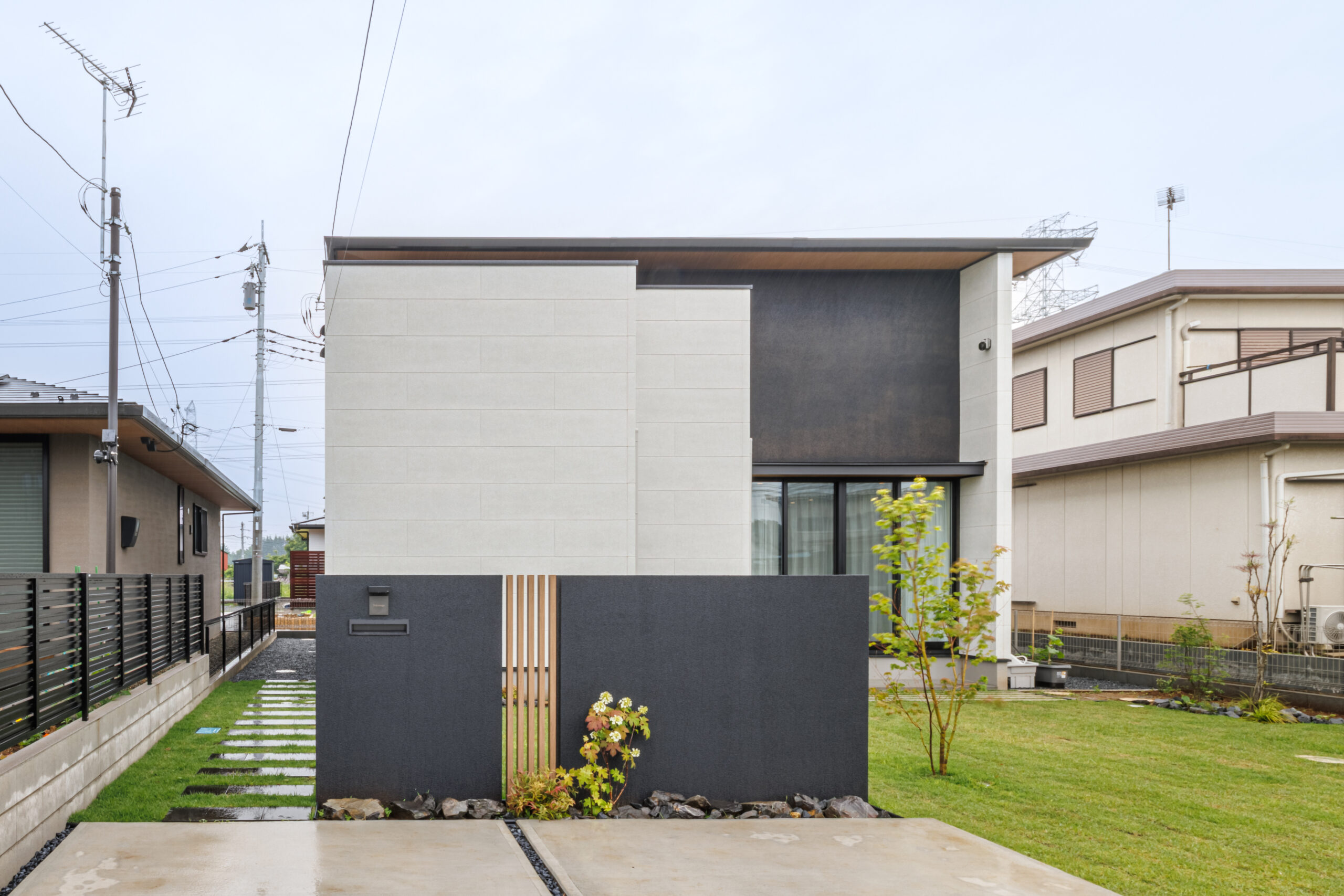 和モダンと北欧ミックスは外観まで統一すると、より完成度が高まる