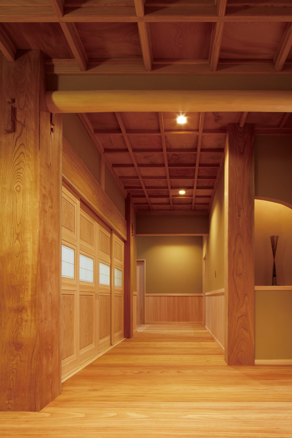 廊下の格天井「平格天井」の事例｜茨城県『ノーブルホーム粋（SUI）』